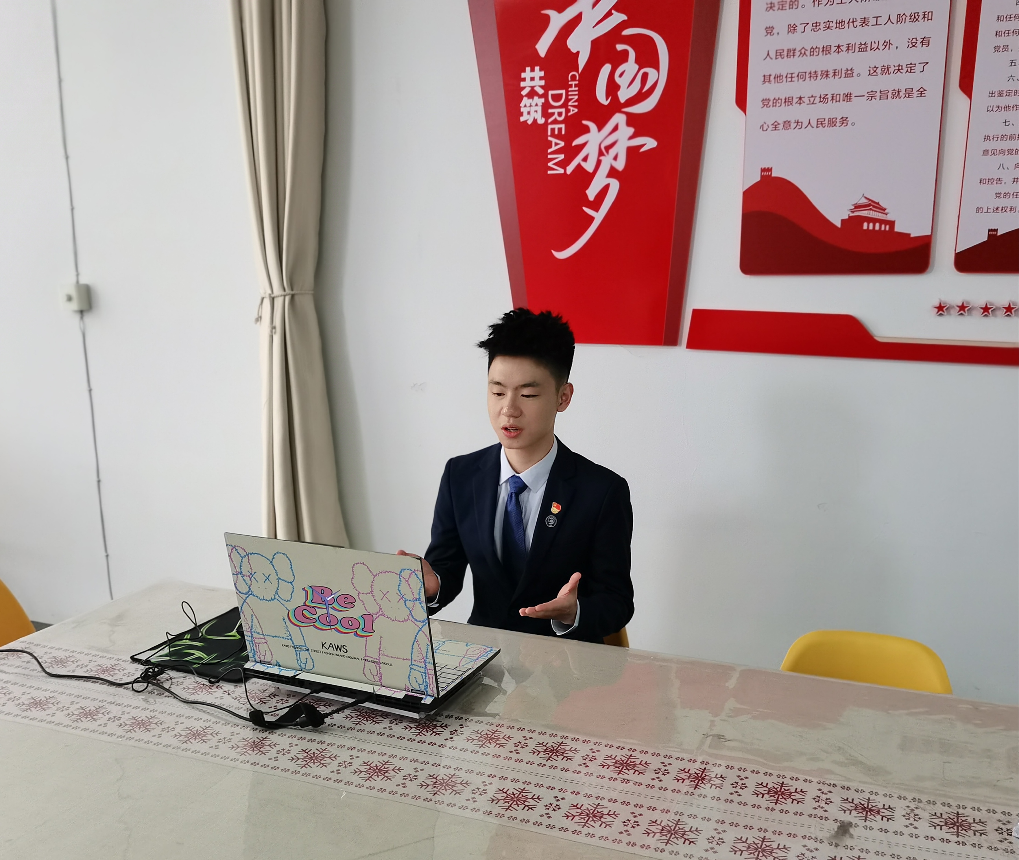 比赛现场.jpg