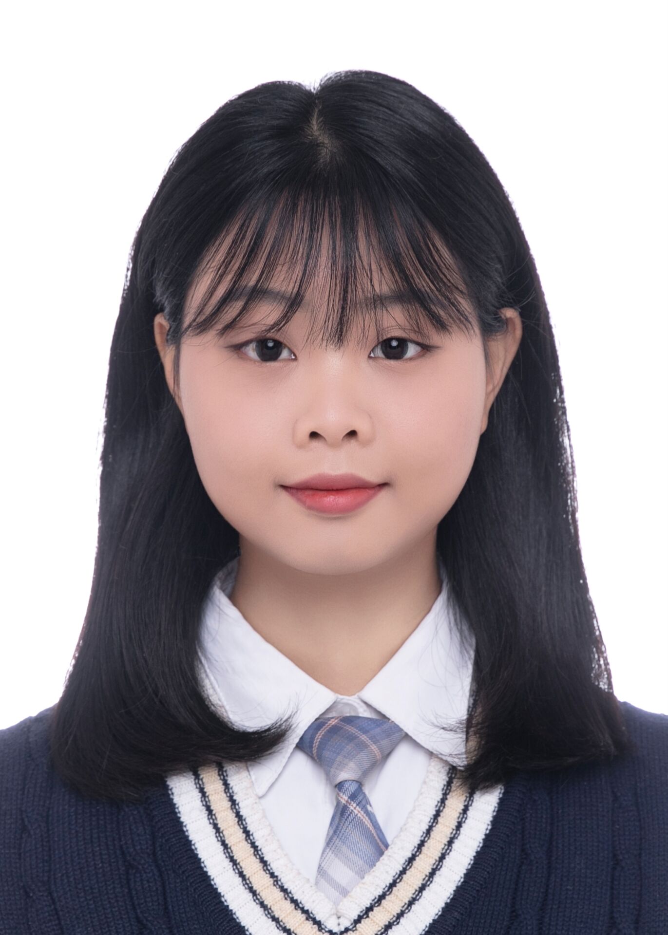 20205261141黄显逸一寸照.jpg