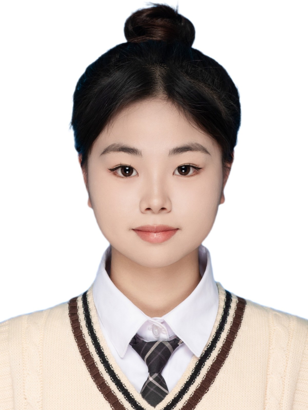20205291216 幸丹 寸照.jpg