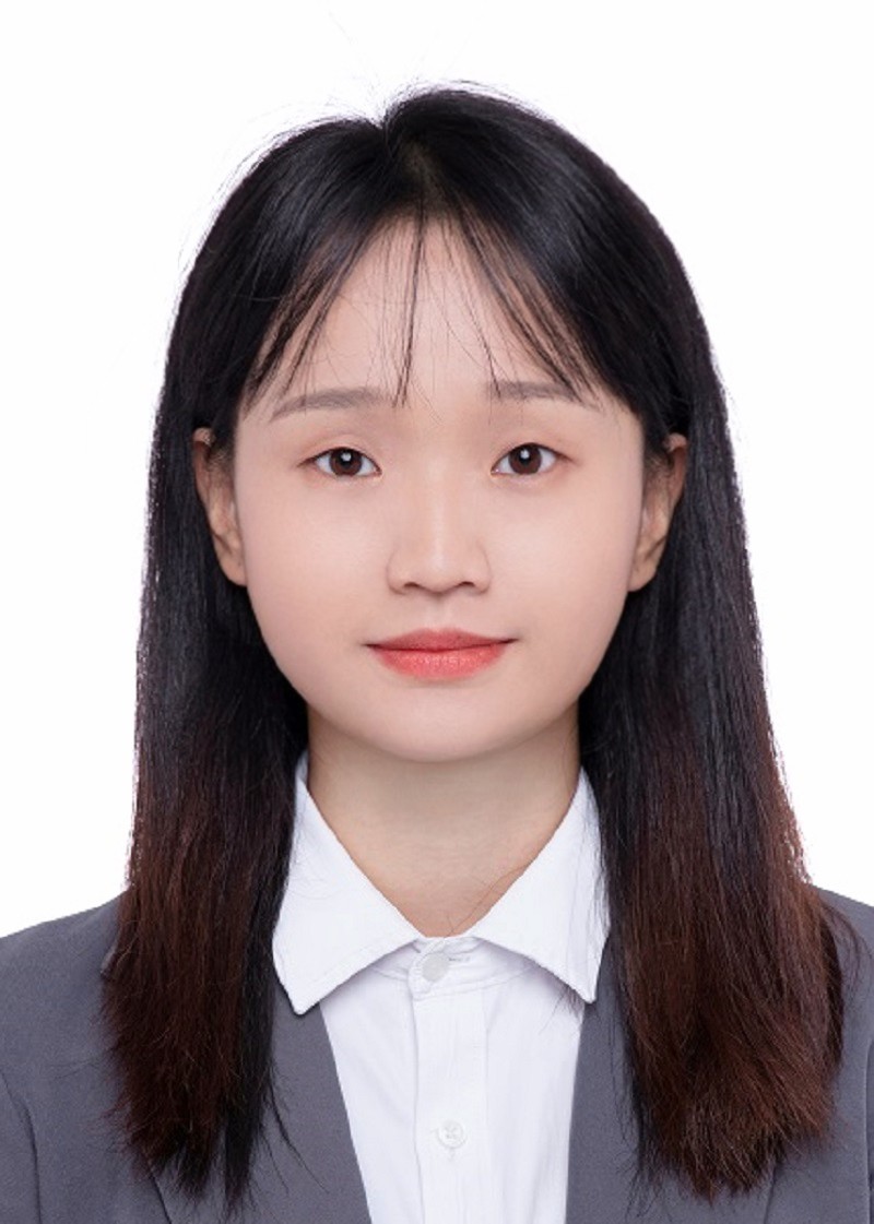 2019521208邹蕊阳寸照.jpg